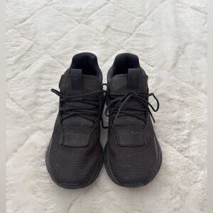 On Cloud Nova sneakers black